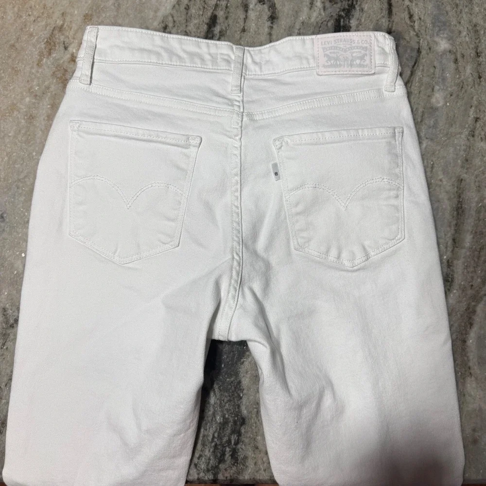 Levi's 721 High Rise Skinny Jeans Womens 30 Denim White Distressed Raw Hem Boho‎